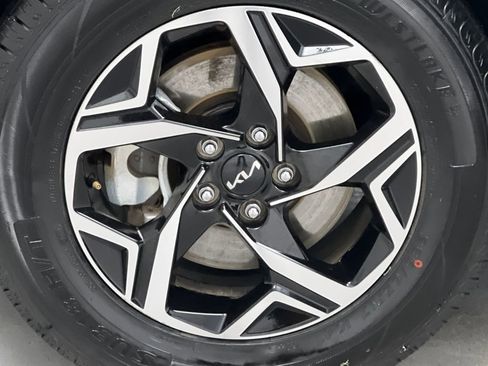 Used 2024 Kia Sportage LX image 59