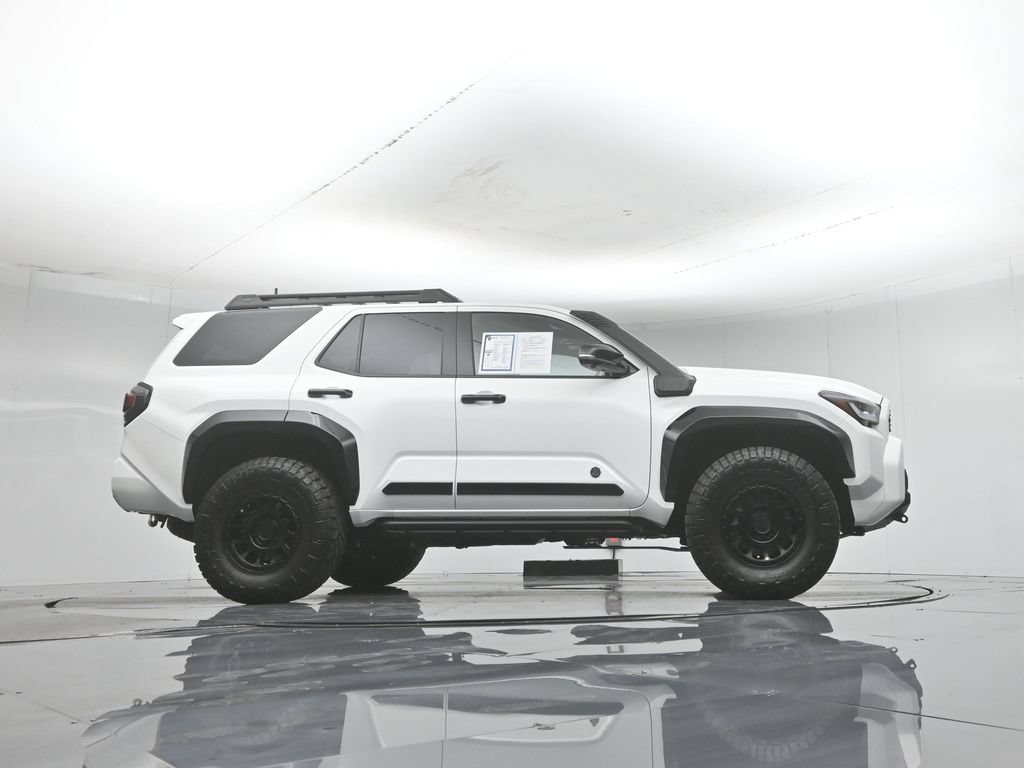 Used 2025 Toyota 4Runner Trailhunter AWD/4WD image 50