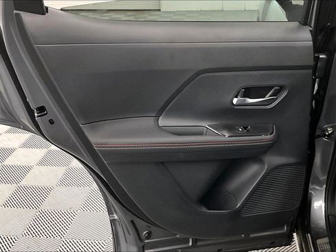 New 2025 Nissan Kicks SR w/ SR Premium Package FWD image 66