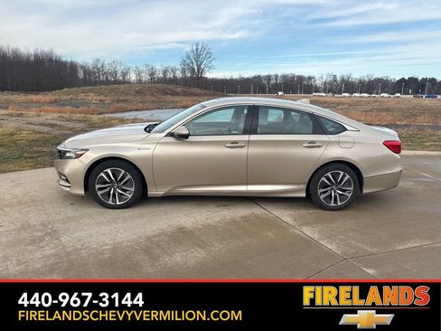 Used 2018 Honda Accord Touring image 6