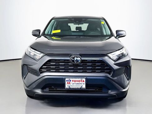 Used 2023 Toyota RAV4 LE AWD/4WD image 11