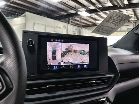 Used 2025 Chevrolet Silverado EV W/T image 29