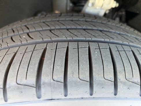 Used 2026 BMW iX xDrive45 image 12