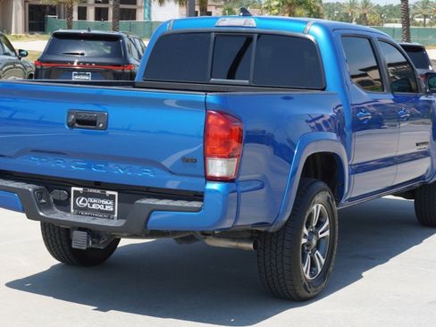 Used 2016 Toyota Tacoma TRD Sport w/ Towing Package RWD image 6