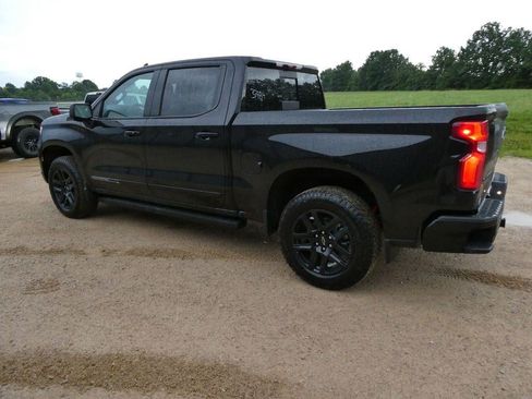 New 2026 Chevrolet Silverado 1500 High Country w/ Midnight Edition AWD/4WD image 14