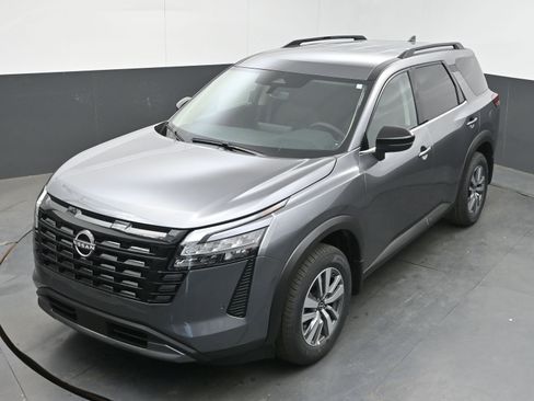 New 2026 Nissan Pathfinder SL FWD image 33