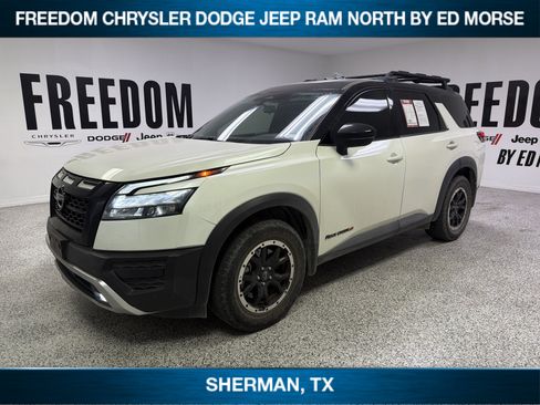 Used 2023 Nissan Pathfinder Rock Creek AWD/4WD image 1
