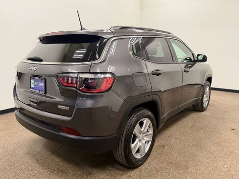 Used 2022 Jeep Compass Latitude w/ Convenience Group image 7