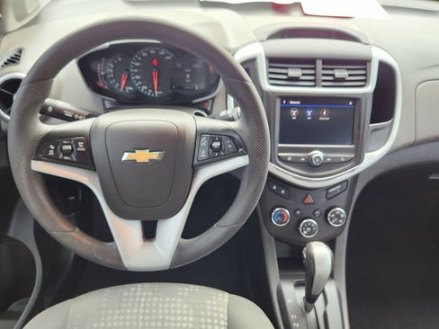 Used 2020 Chevrolet Sonic LT FWD image 29