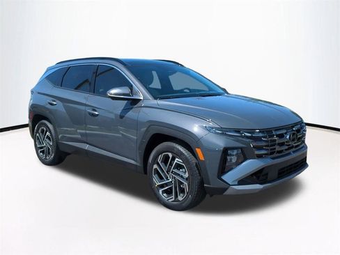 New 2026 Hyundai Tucson Limited AWD/4WD image 2