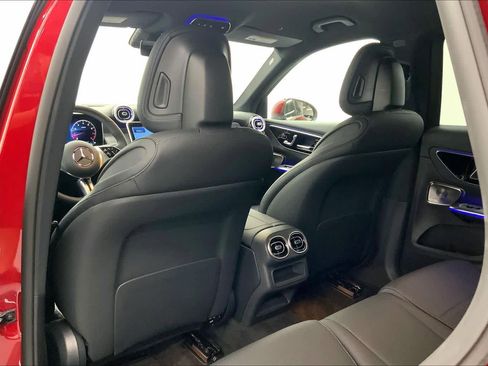 Used 2026 Mercedes-Benz GLC 300 image 17