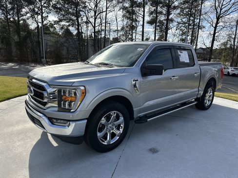 Used 2023 Ford F150 XLT w/ Equipment Group 302A High image 5
