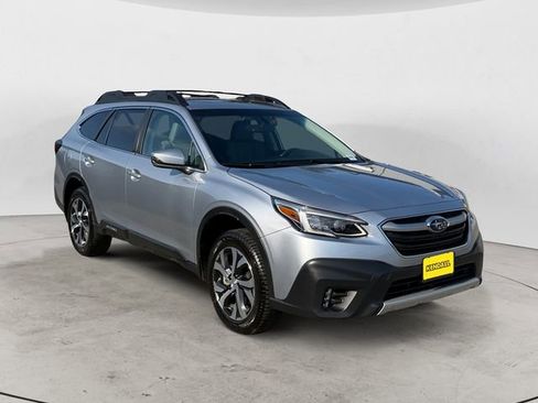 Used 2022 Subaru Outback Limited w/ Popular Package #2 AWD/4WD image 7