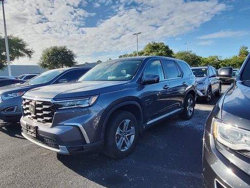 Used 2024 Honda Pilot EX-L image 8