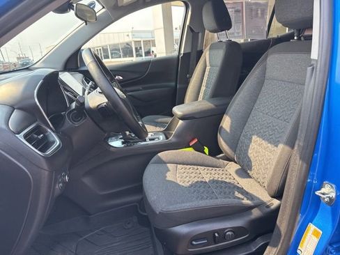 Used 2024 Chevrolet Equinox LT image 11