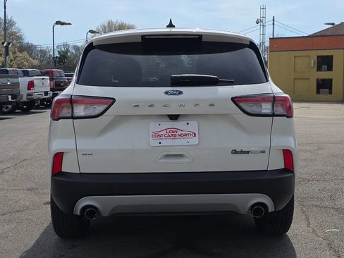 Used 2020 Ford Escape SE image 6