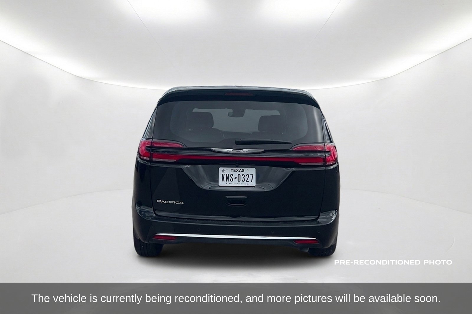 Used 2026 Chrysler Pacifica Select FWD image 7