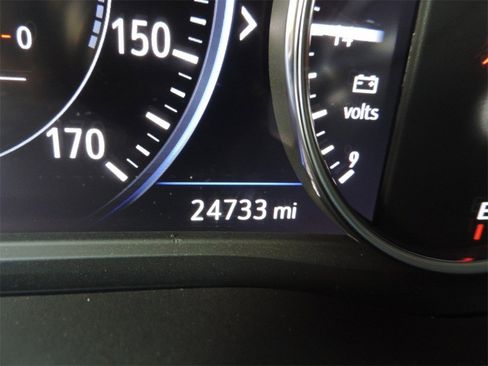 Certified 2023 Buick Enclave Avenir w/ Avenir Technology Package image 29