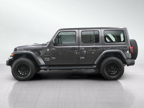 Used 2020 Jeep Wrangler Unlimited Sahara AWD/4WD image 2