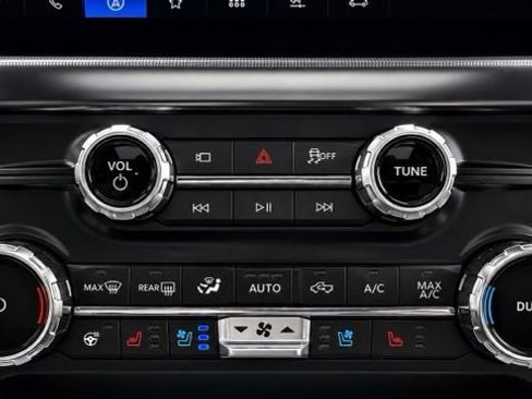 Used 2025 Ford F150 Platinum w/ Equipment Group 702A High AWD/4WD image 32