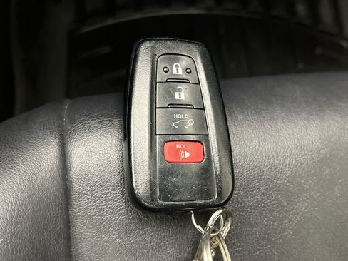 Used 2020 Toyota RAV4 XSE w/ XSE Grade Weather Package image 27