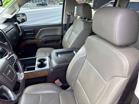 Used 2017 GMC Sierra 1500 SLT w/ SLT Premium Package AWD/4WD image 12