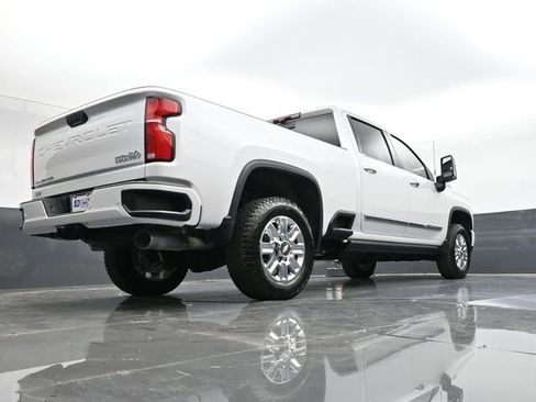 New 2025 Chevrolet Silverado 2500 High Country w/ High Country Premium Package AWD/4WD image 44