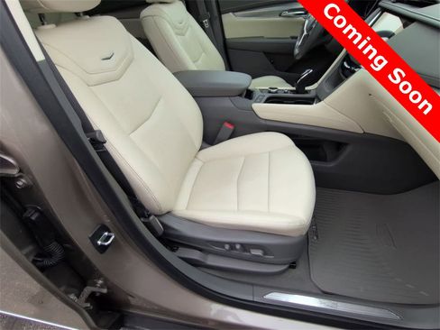 Used 2023 Cadillac XT5 Premium Luxury image 23