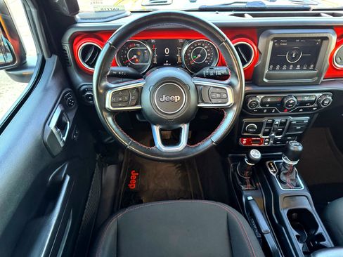 Used 2021 Jeep Wrangler Unlimited Rubicon w/ Steel Bumper Group image 20