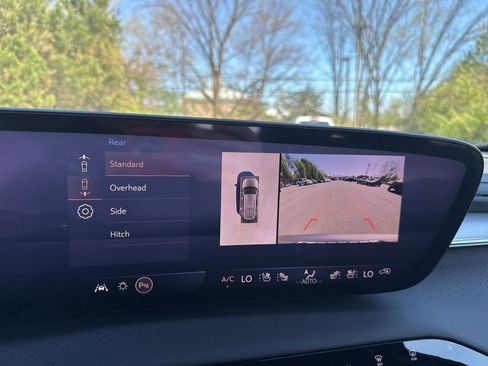 New 2026 Buick Enclave Avenir w/ Super Cruise Package AWD/4WD image 21