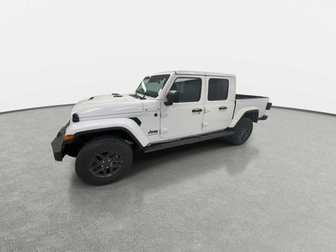 New 2026 Jeep Gladiator Sport AWD/4WD image 5