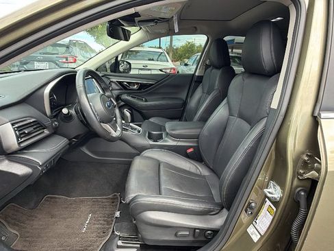 Used 2023 Subaru Outback Limited AWD/4WD image 33