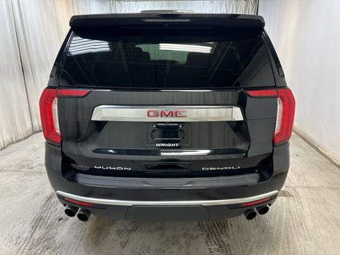 Used 2022 GMC Yukon XL Denali image 8