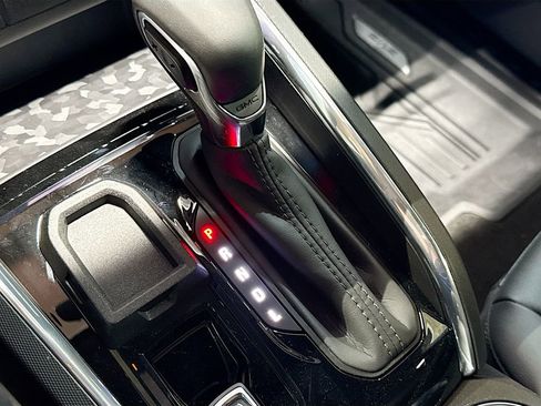 New 2026 GMC Canyon Elevation w/ Convenience Package image 17