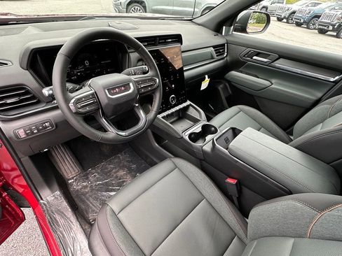 New 2026 GMC Terrain AT4 w/ Technology Package II AWD/4WD image 17