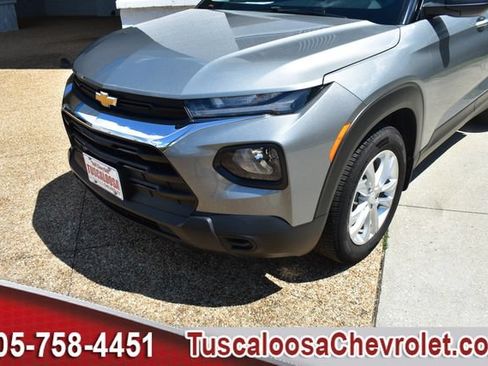 Used 2023 Chevrolet TrailBlazer LS FWD image 35