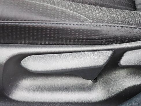 Used 2017 Toyota Prius Two image 20