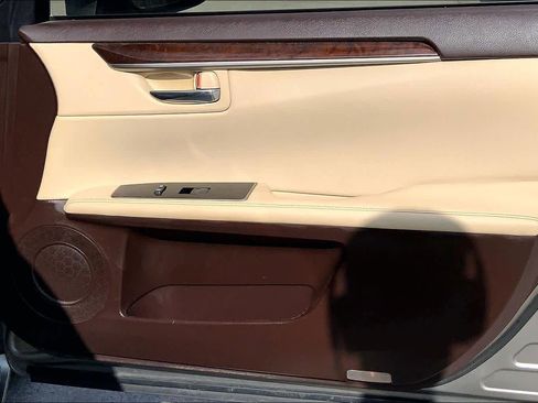 Used 2016 Lexus ES 350 image 22