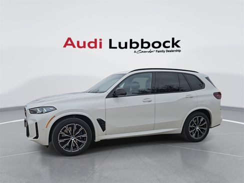 Used 2026 BMW X5 M60i image 5