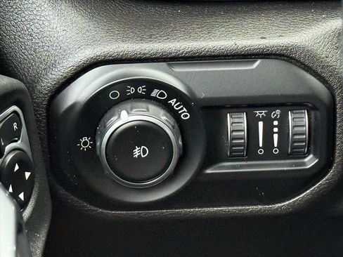 Used 2020 Jeep Wrangler Unlimited Sport S image 17