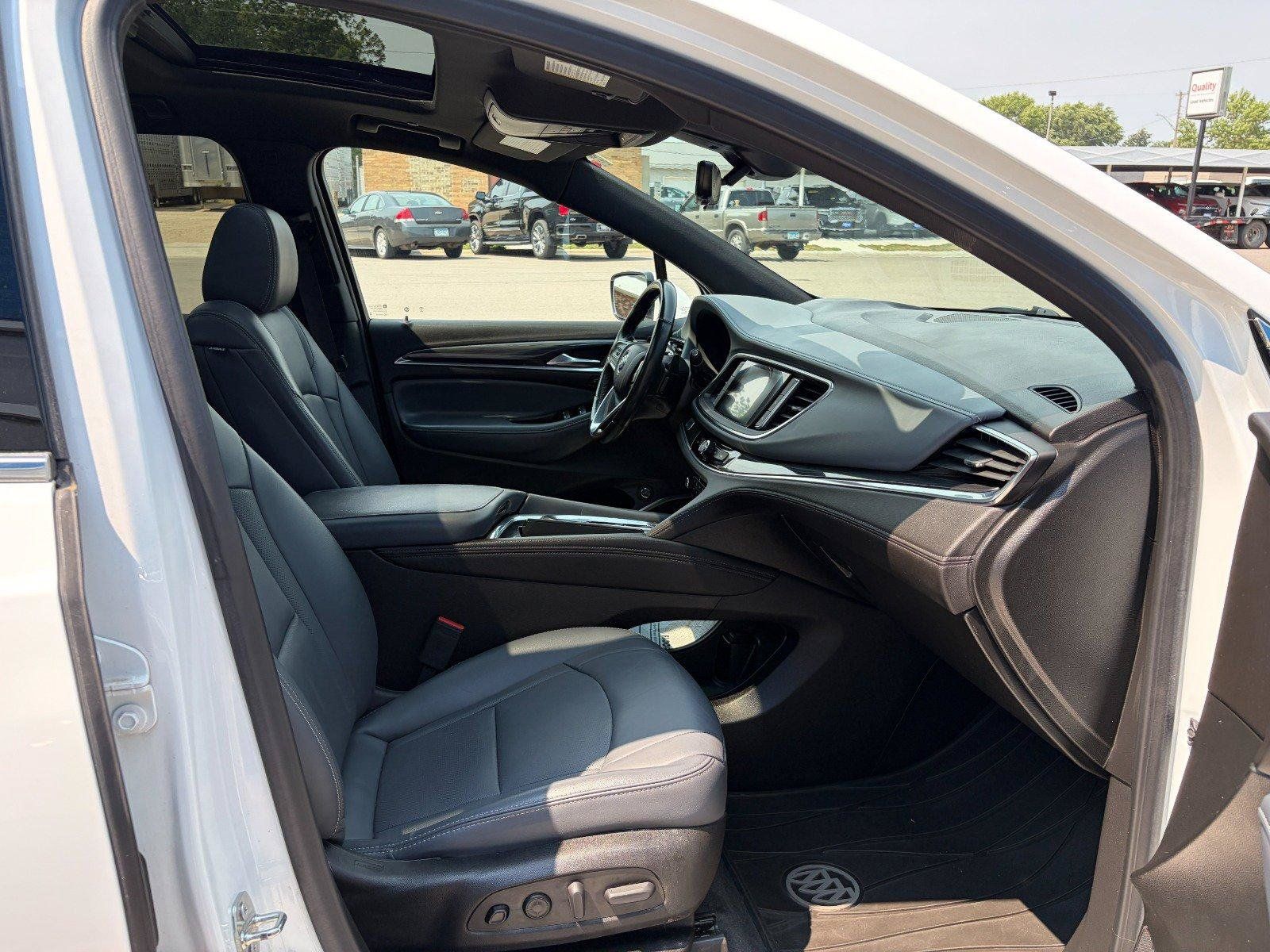 Used 2023 Buick Enclave Premium w/ Experience Buick Package AWD/4WD image 25