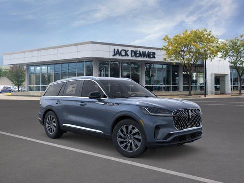 New 2026 Lincoln Aviator AWD image 7