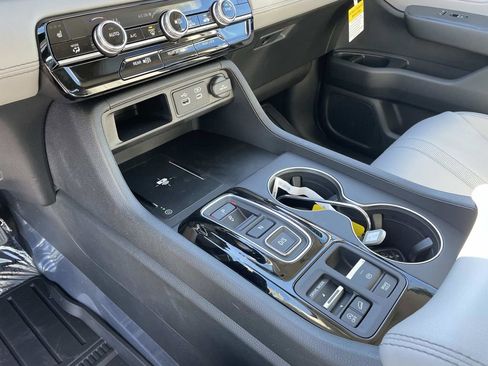 New 2025 Honda Pilot EX-L image 18