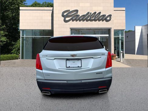 Certified 2018 Cadillac XT5 Luxury w/ Driver Awareness Package image 4