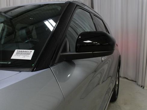 Used 2022 Ford Explorer Limited RWD image 35