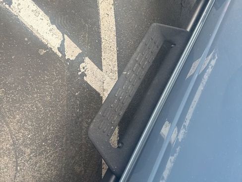 Used 2024 Ford Bronco Wildtrak image 9