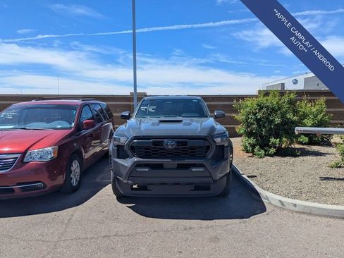 Used 2025 Toyota Tacoma TRD Sport AWD/4WD image 3