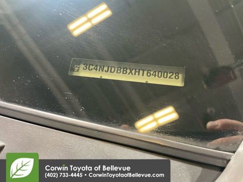 Used 2017 Jeep Compass Latitude w/ Popular Equipment Group image 24