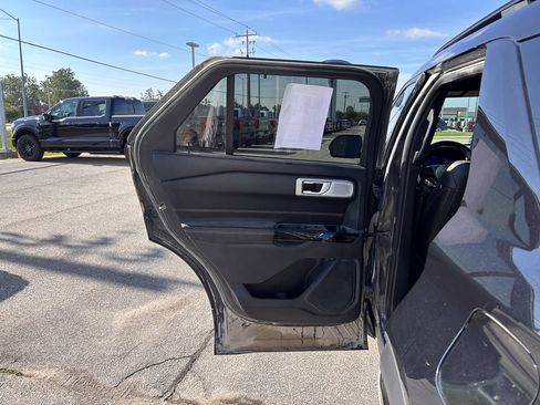 Used 2023 Ford Explorer ST w/ Equipment Group 401A AWD/4WD image 15