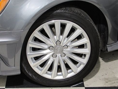 Used 2016 Audi A3 e-tron Premium Plus w/ Premium Plus Package image 52